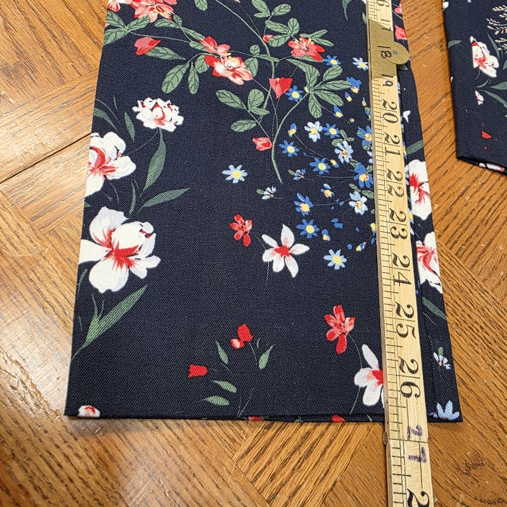 NWT New York & Company Slim Ankle Navy Blue Floral Plus Size 20 Pants - Picture 5 of 10